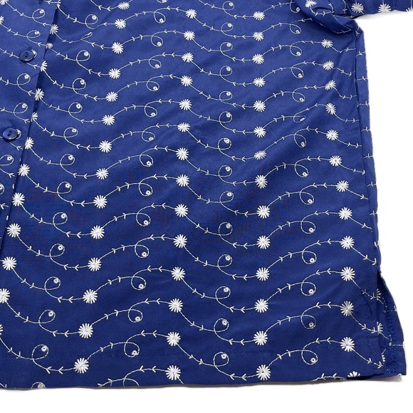 Blue and White Print Short Sleeved Button Front Top Stitching Blouse - Picture 4 of 5